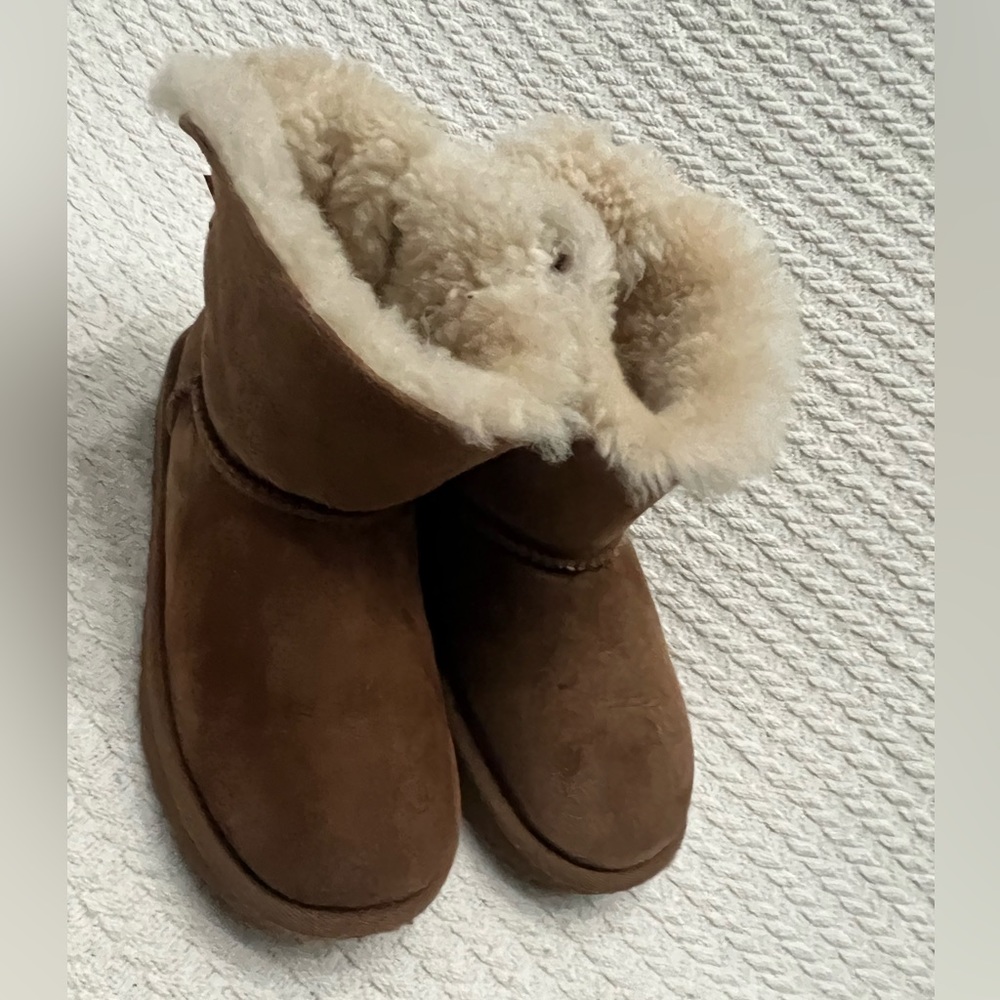 Mini Bailey Bow II Boot UGG size 1